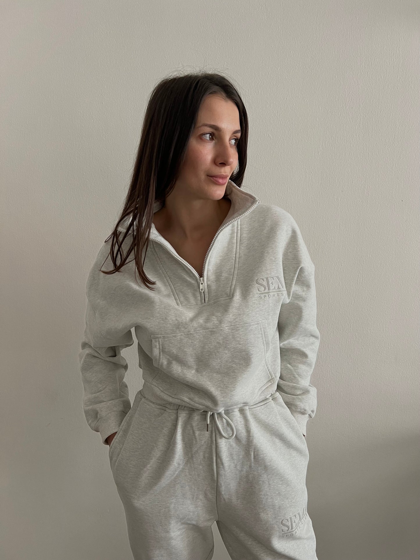 QUARTER ZIP SWEATSHIRT 2.0 - HEATHER GRAY